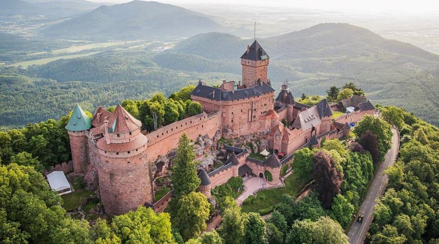 Au Pied Du Chateau Orschwiller Exteriör bild